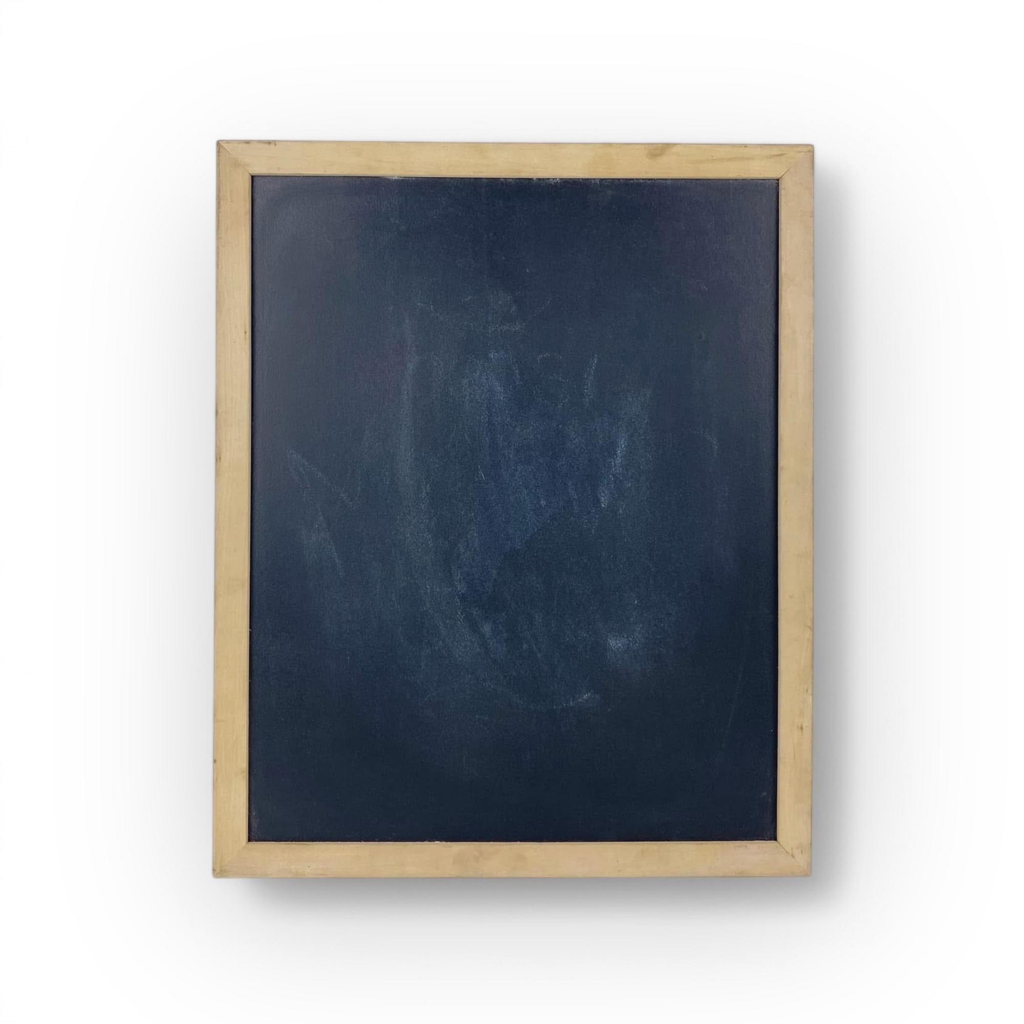 Дошка для об'яв крейдяна в дерев'яній рамці 3