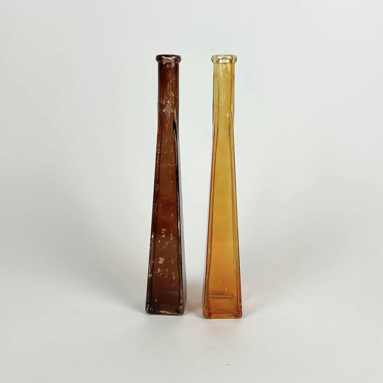 Ваза-пляшка оранж/коричнева скло VA-548