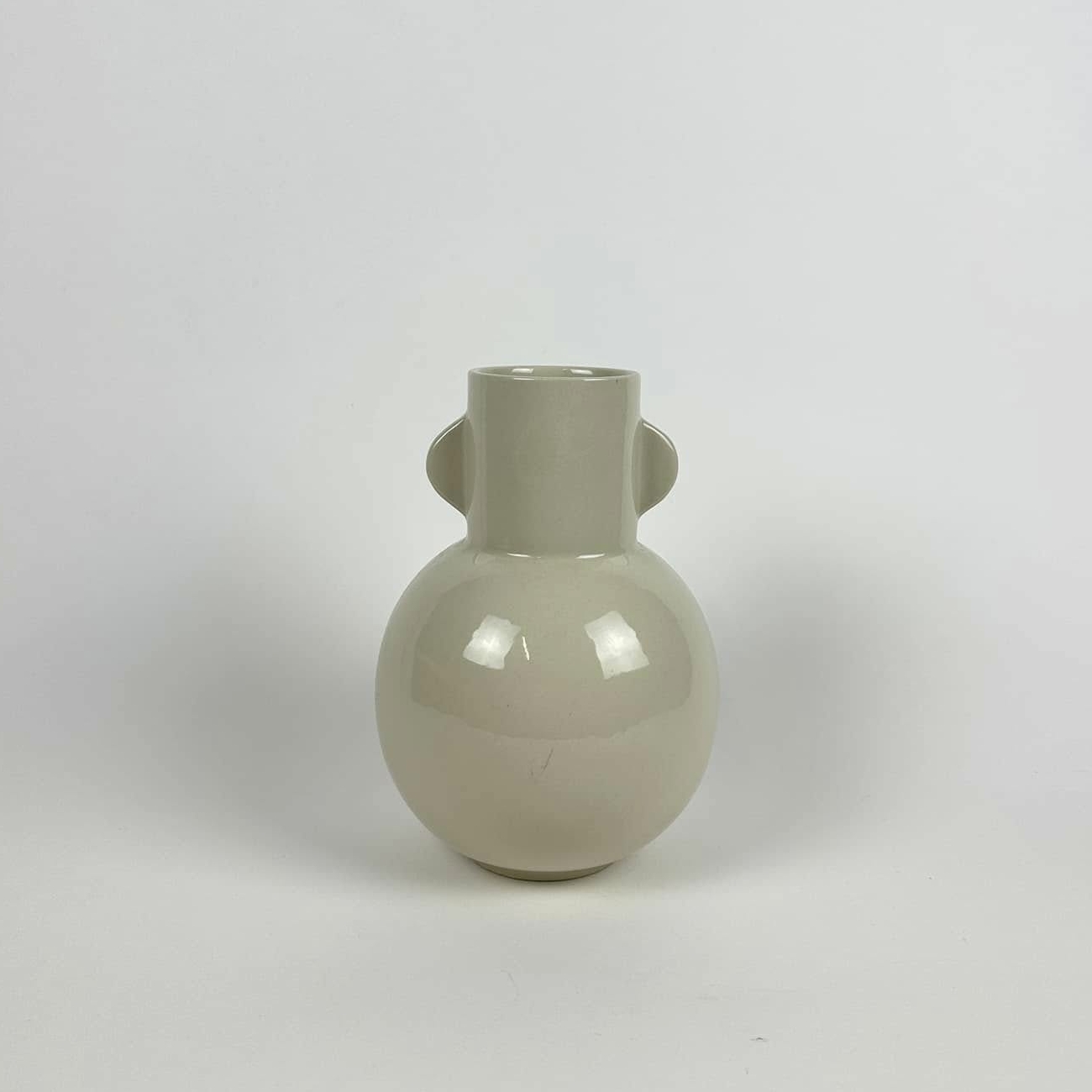 Ваза з 2 вушками беж кеаміка VA-570