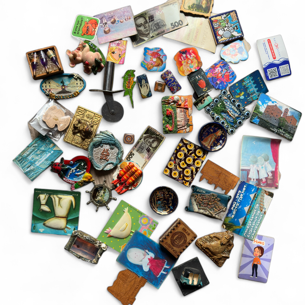 Магніт на холодильник в асортименті