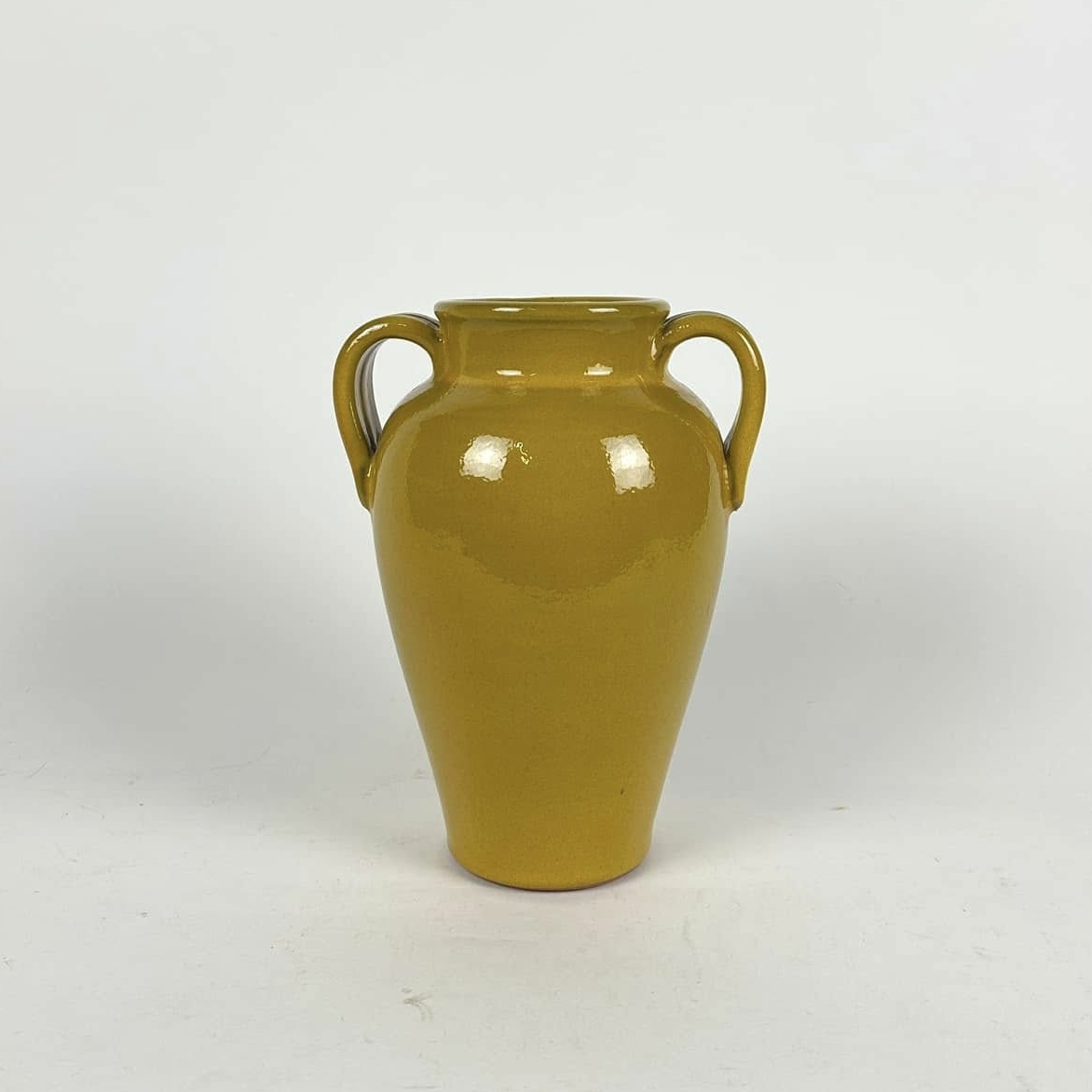 Ваза з 2 ручками охра кераміка VA-593