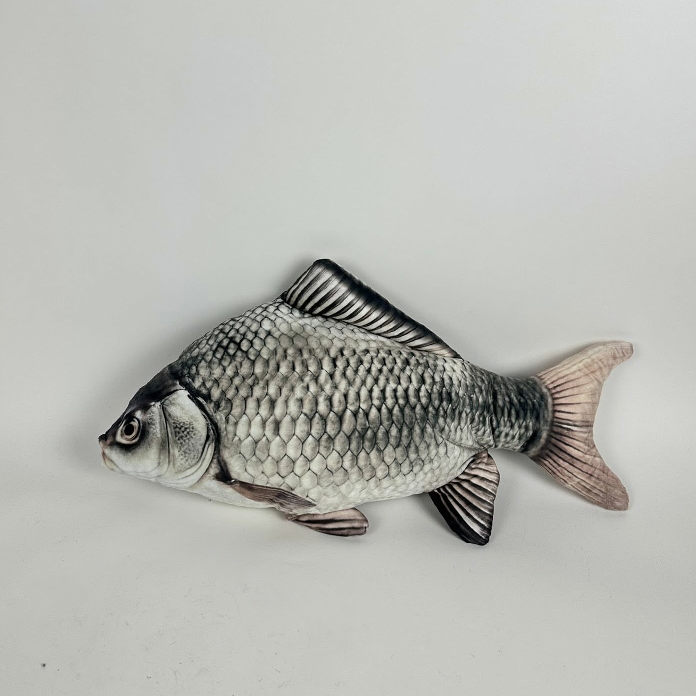 Подушка-іграшка Риба сіра велюр PW-479