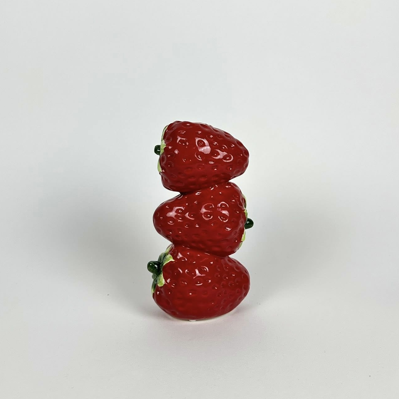 Ваза Полуниці кераміка VA-596