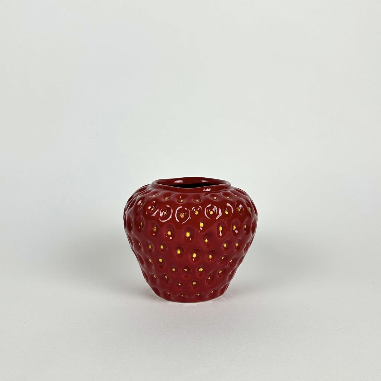 Ваза Полуниця кераміка VA-597