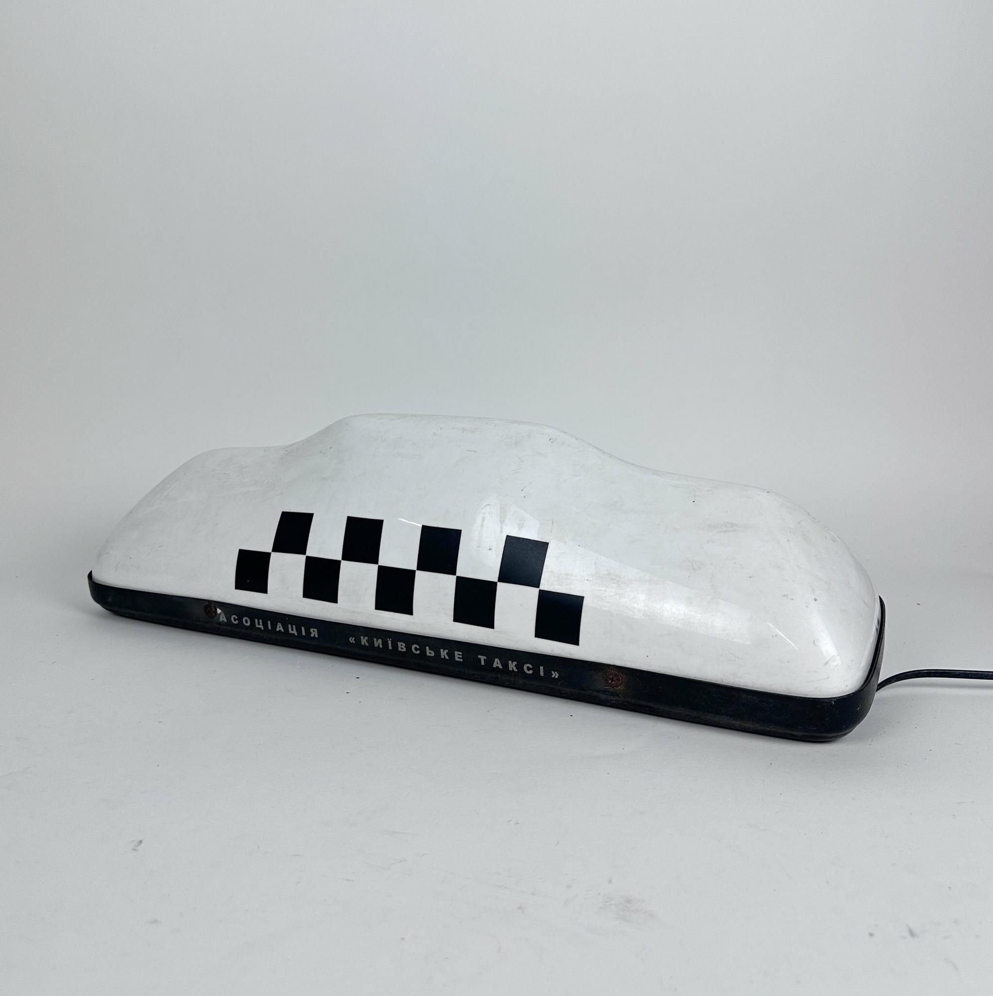 Шашка таксі біла велика 4