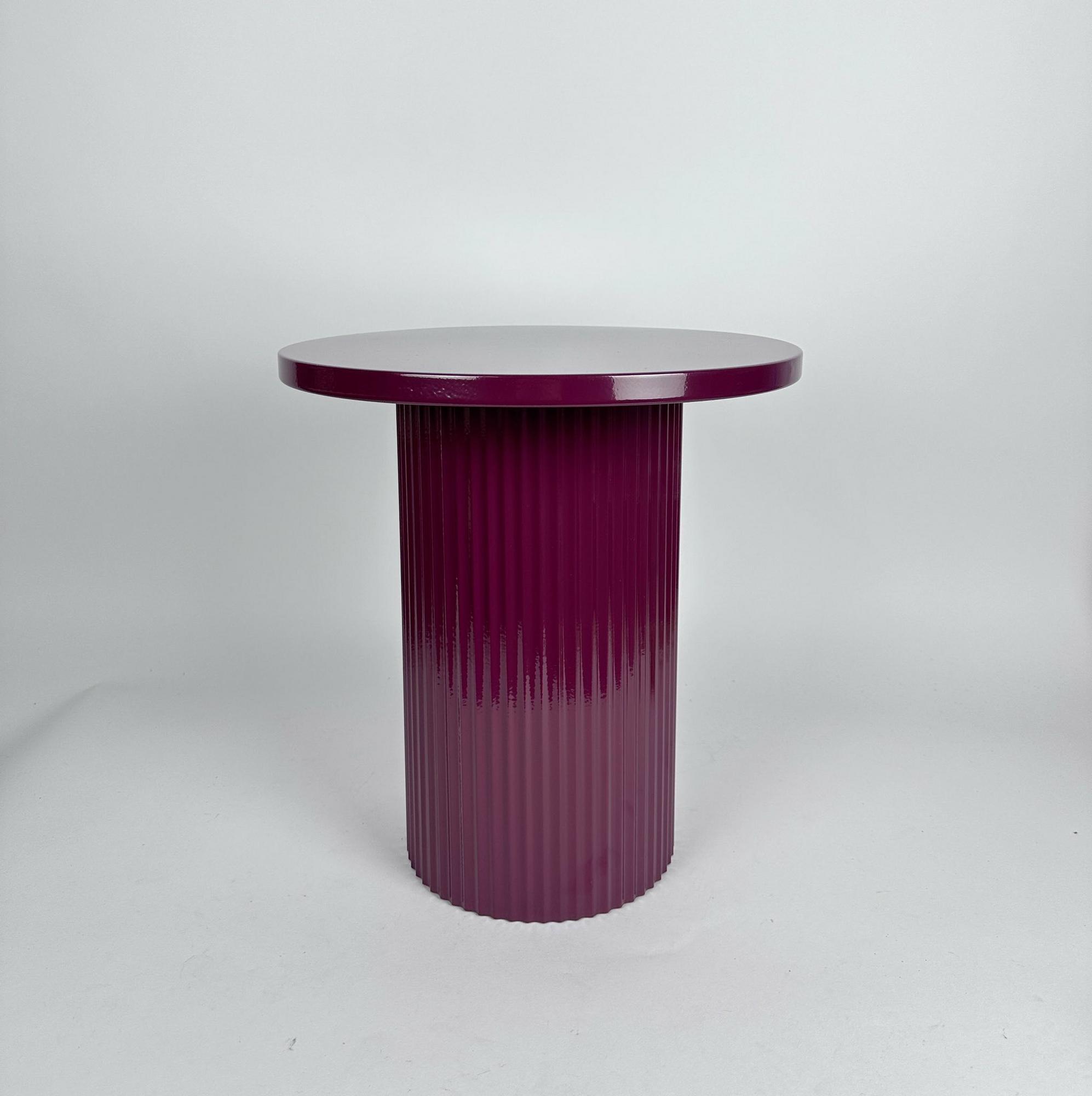 Кавовий столик бордо круглий основа рифлений циліндр метал TB-889