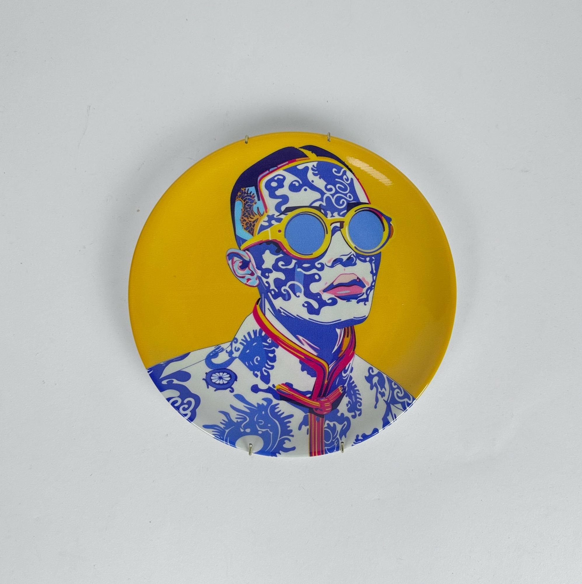 Тарілка настінна декоративна портрет поп-арт кераміка WD-107