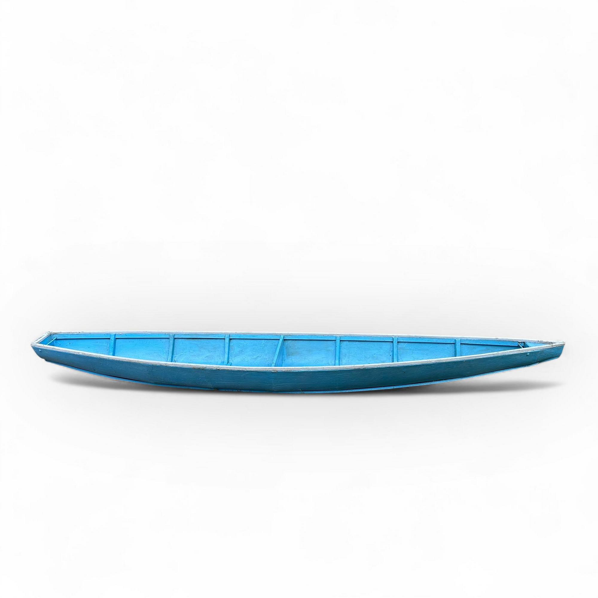 Човен рибальський дерев'яний старий блакитний