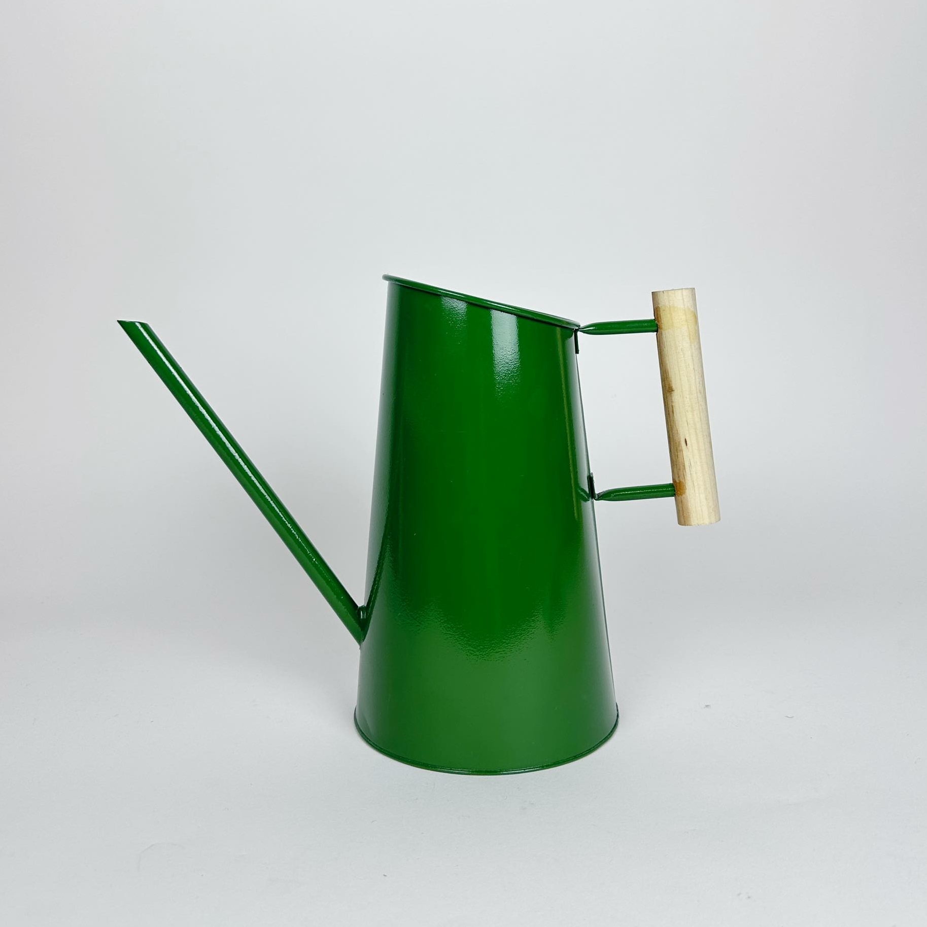 Лійка з тонким носиком зелена метал/дерево