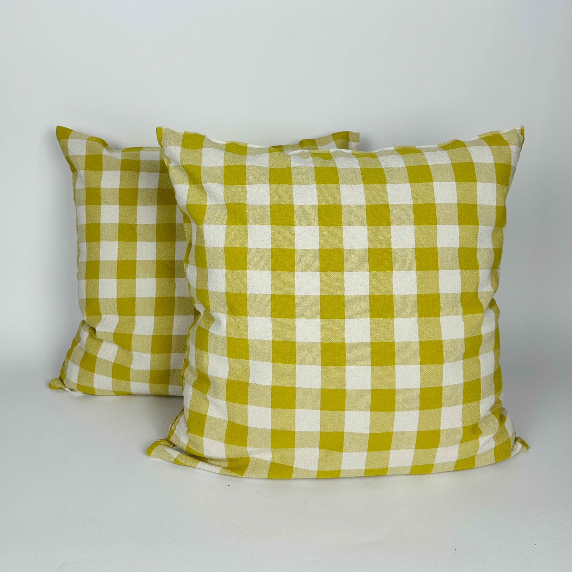 Подушка декоративна клітинка "віші" біло-жовта PW-497