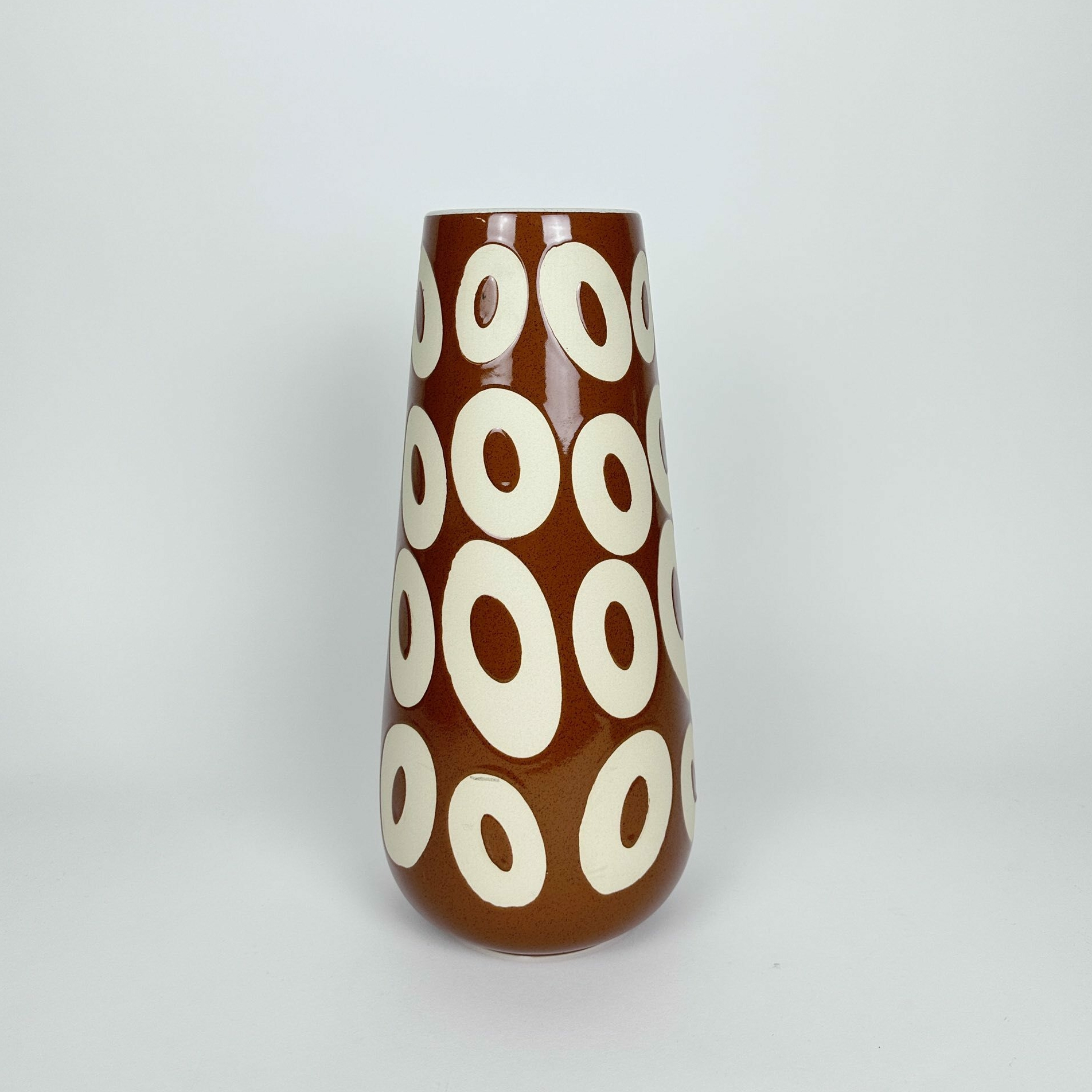 Ваза коричнева з молочними колами кераміка VA-623