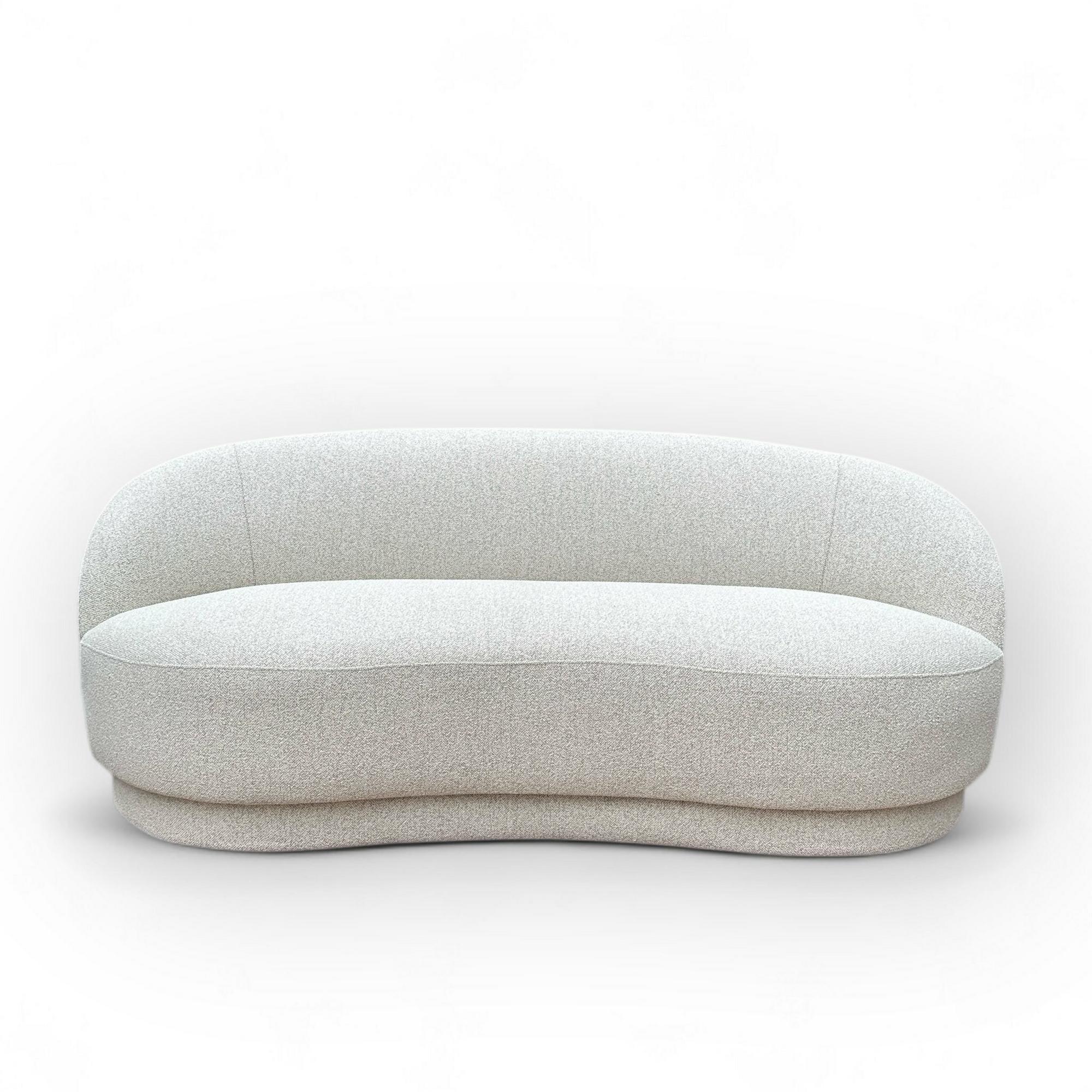 Диван 3-місний заовалений молочний букле SF3-034