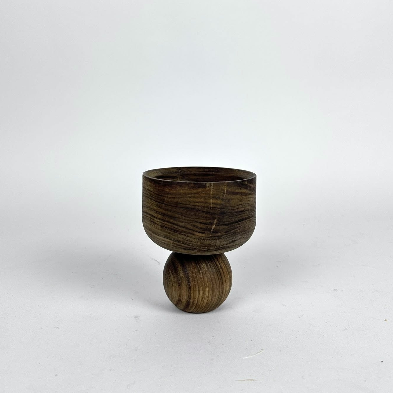 Ваза фігурна мала т-дерево VA-644