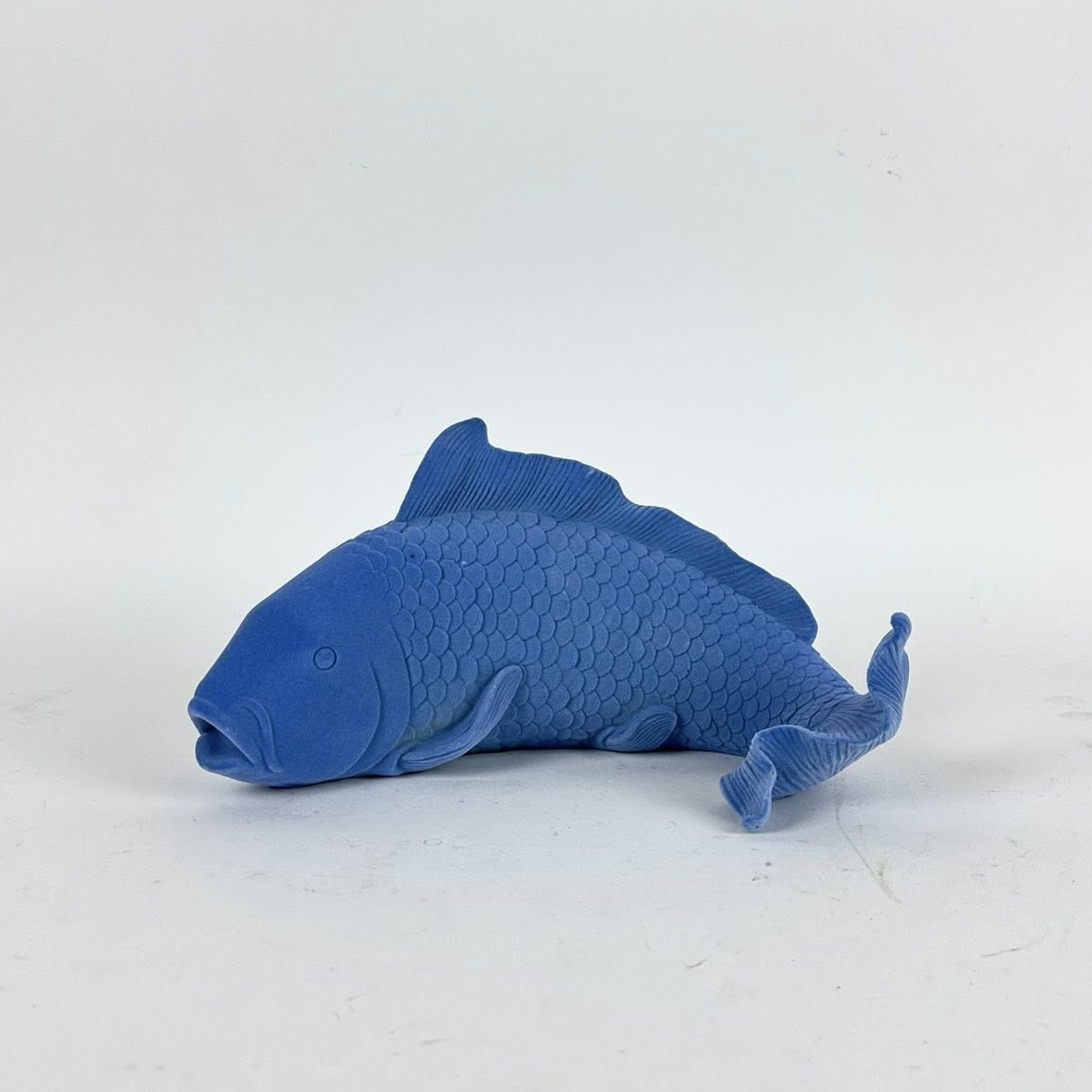 Декор Карп Кої блакитний флок DE-705