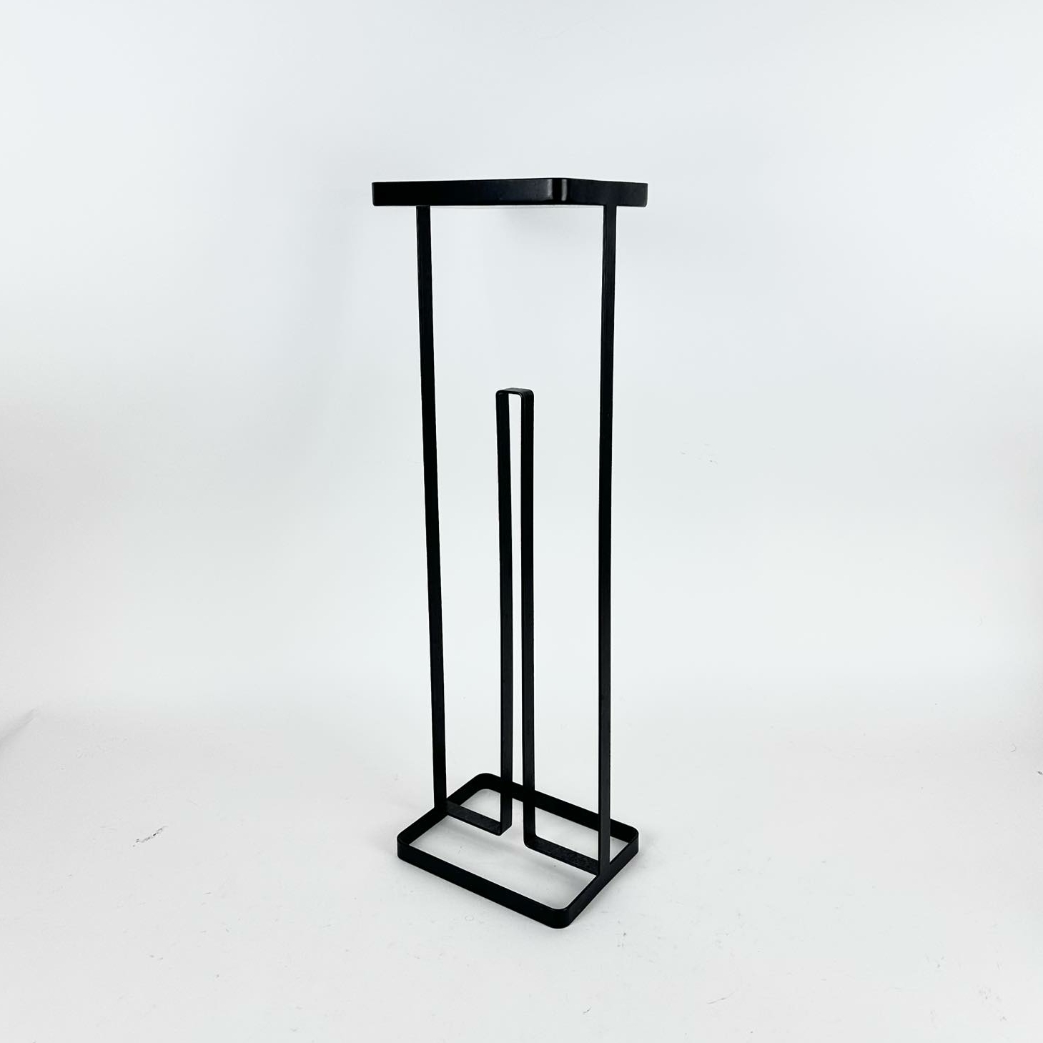 Підставка для туалетного паперу з поличкою метал чорний