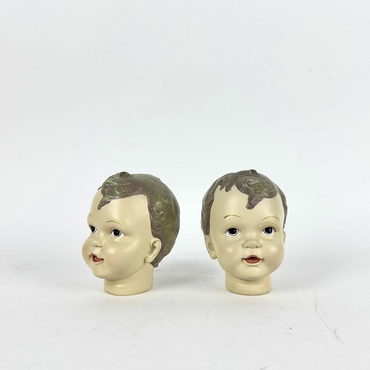 Статуетка Голова лялькового хлопчика у вінтажному стилі DE-708