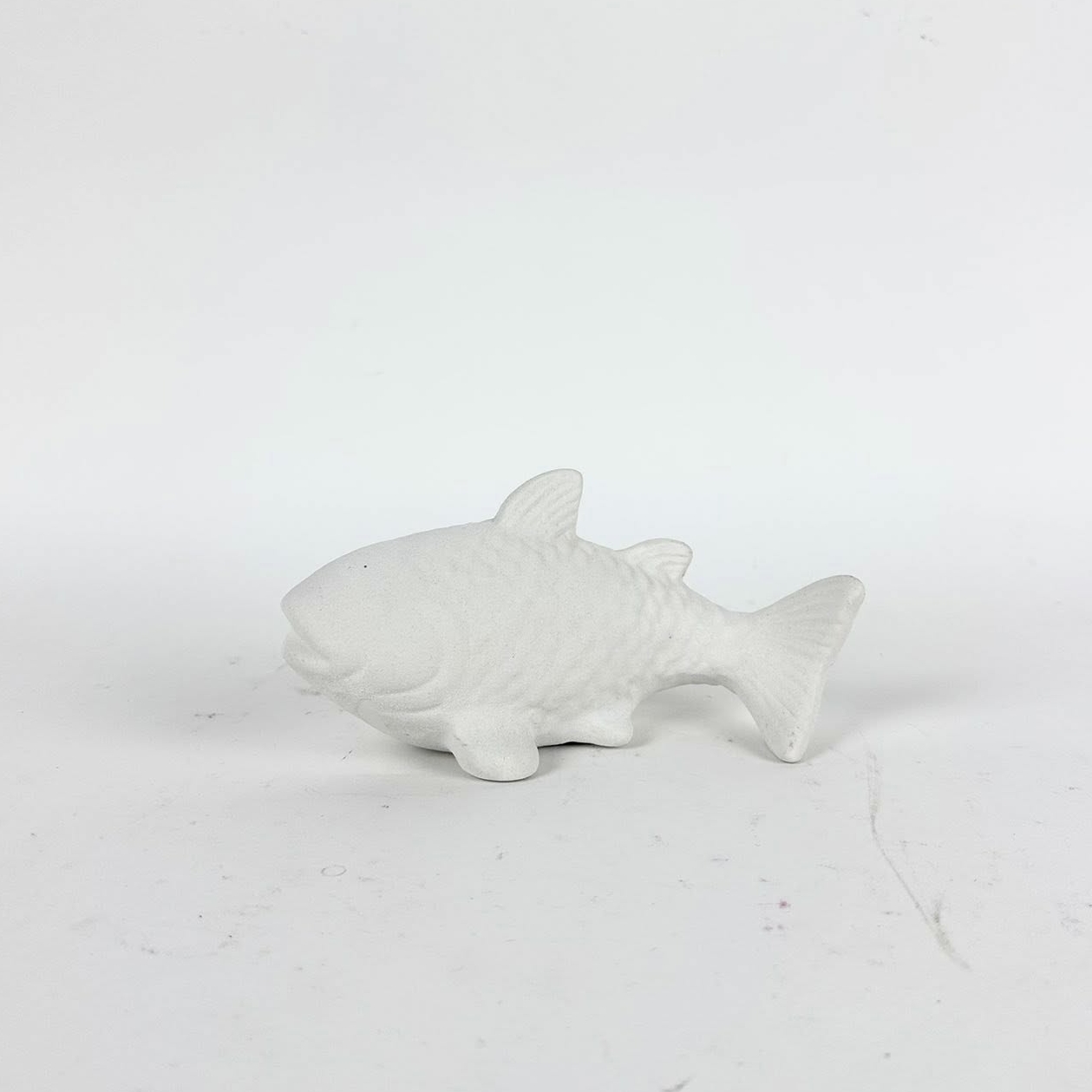 Статуетка Риба біла мат кераміка DE-713