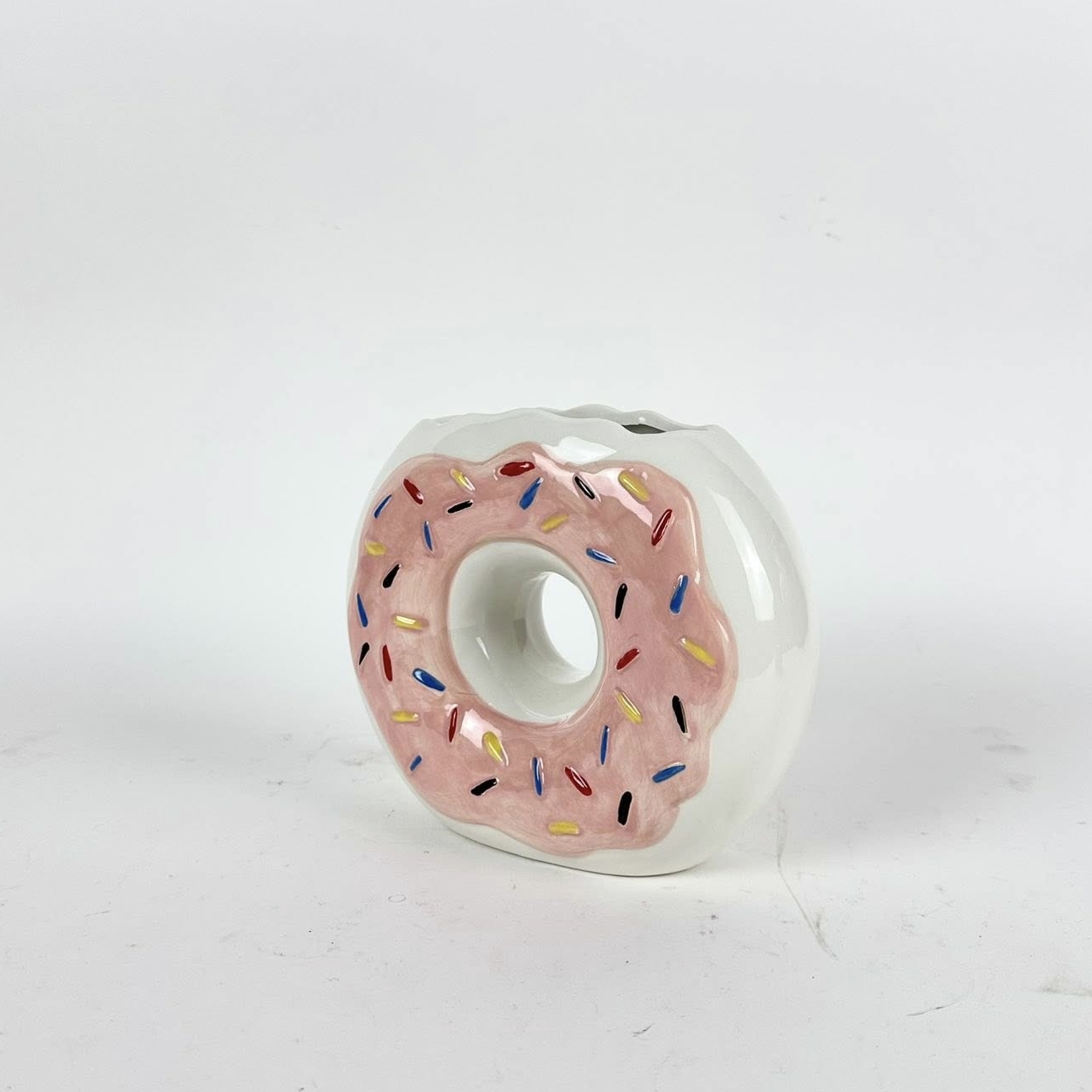 Ваза Пончик білий кераміка VA-657