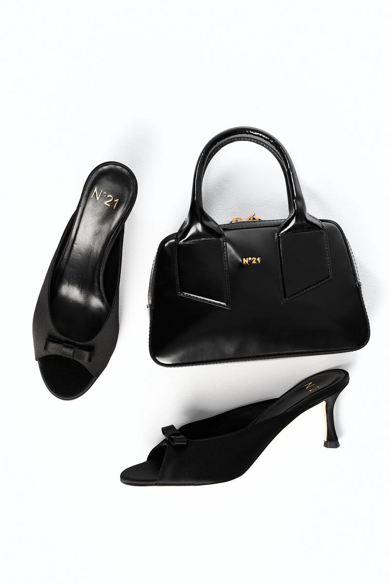 N21 Сумка Bauletto mini из премиальной кожи теленка