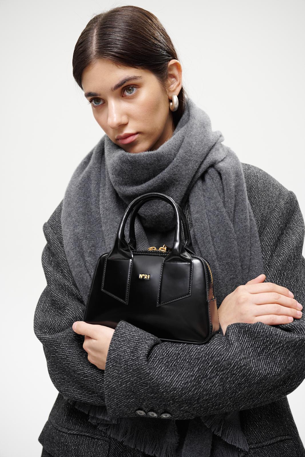 N21 Сумка Bauletto mini из премиальной кожи теленка