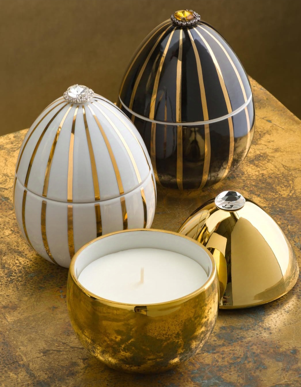 LADENAC Milano  Свеча Bois de Russie Black Gold Stripes