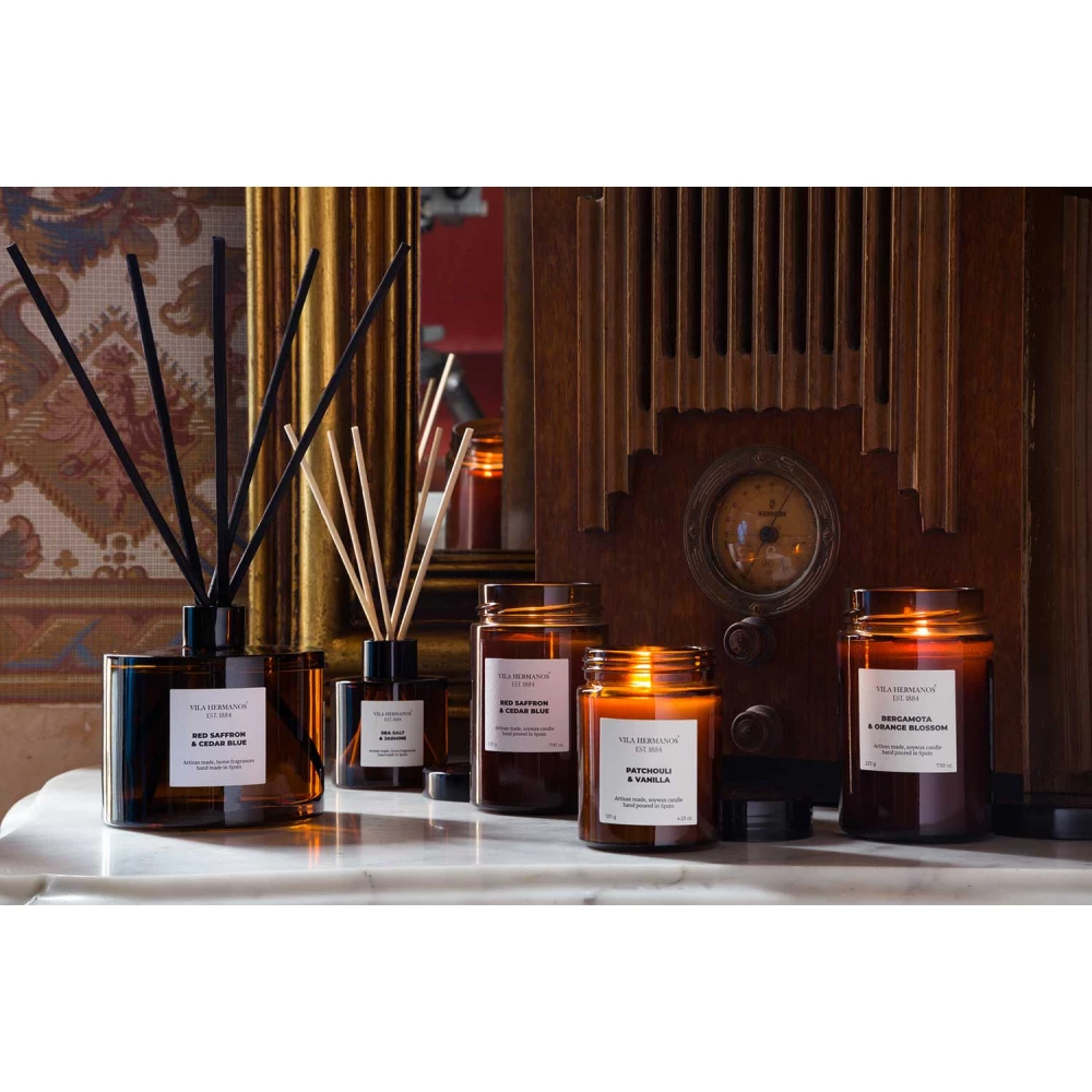 VILA HERMANOS Свеча ароматическая из коллекции Apothecary Patchouli&Vanilla