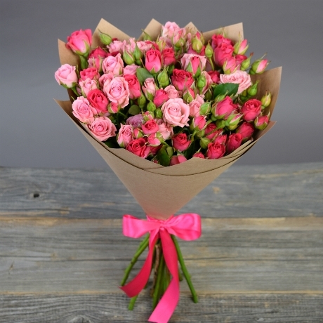 Букет из 15 веточных роз