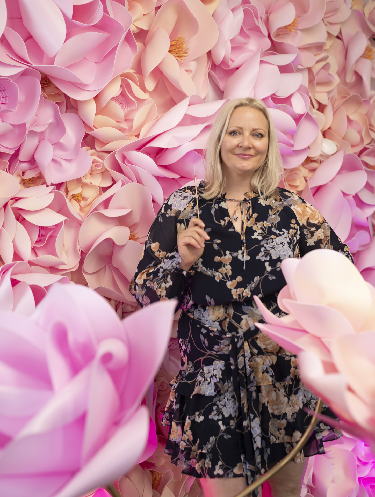 "PEACH SOUFFLE" FLOWER WALL