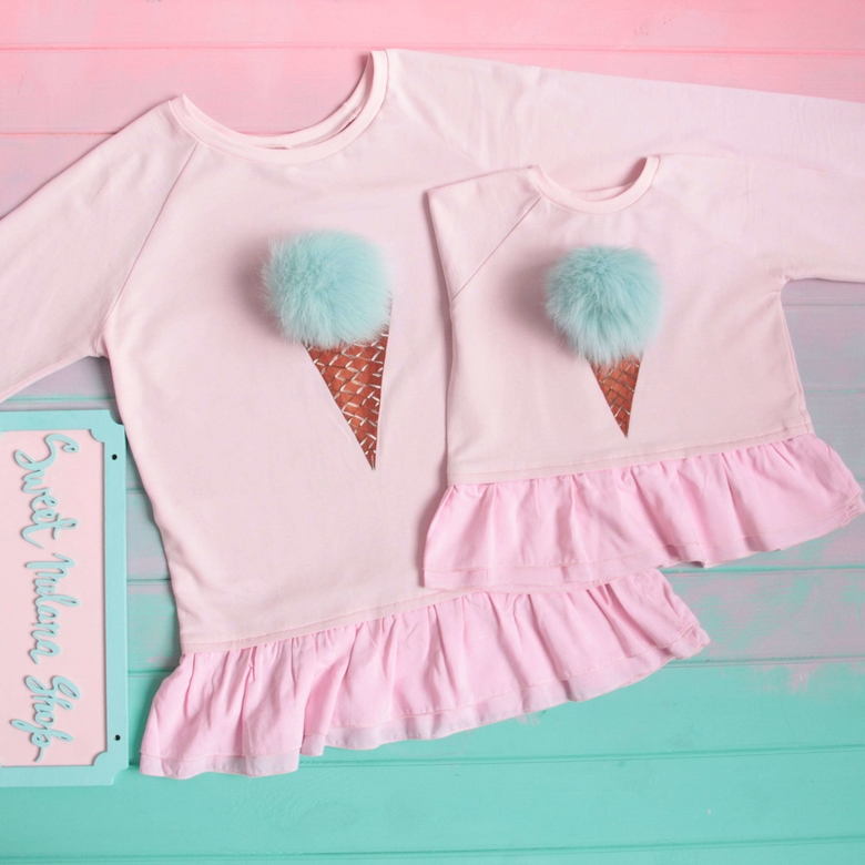 Свитшот с мороженным (помпоны)