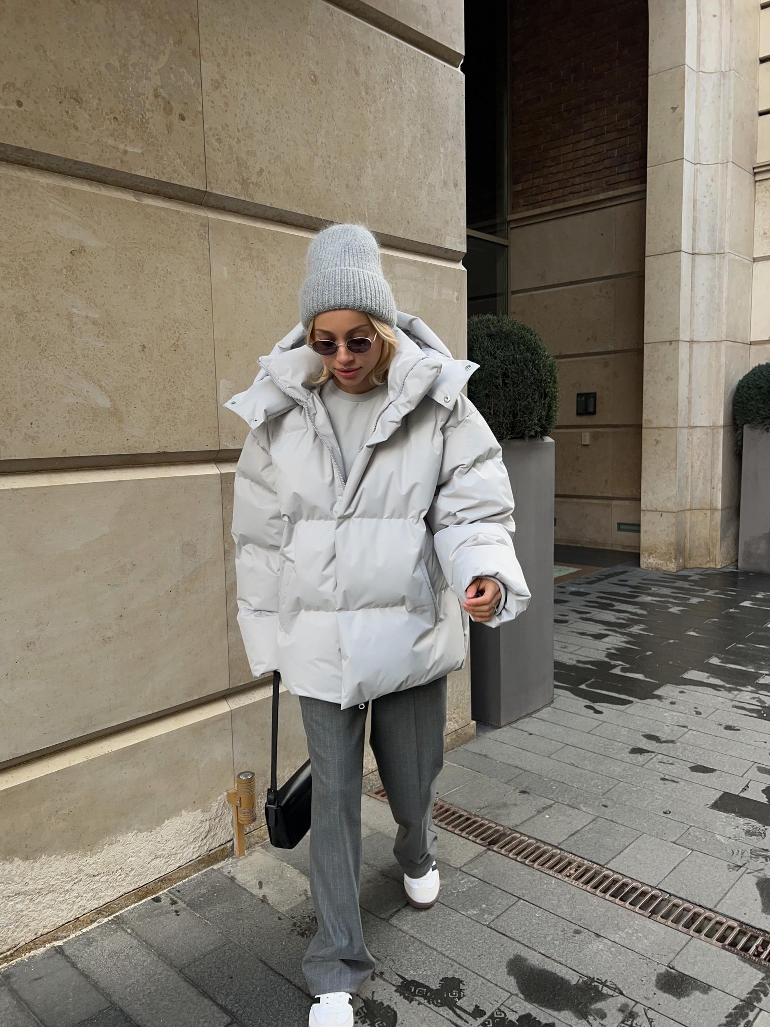 ВЕРХНЯЯ ОДЕЖДА \u003e Зимняя стёганная куртка с капюшоном пепельного цветакупить в интернет-магазине