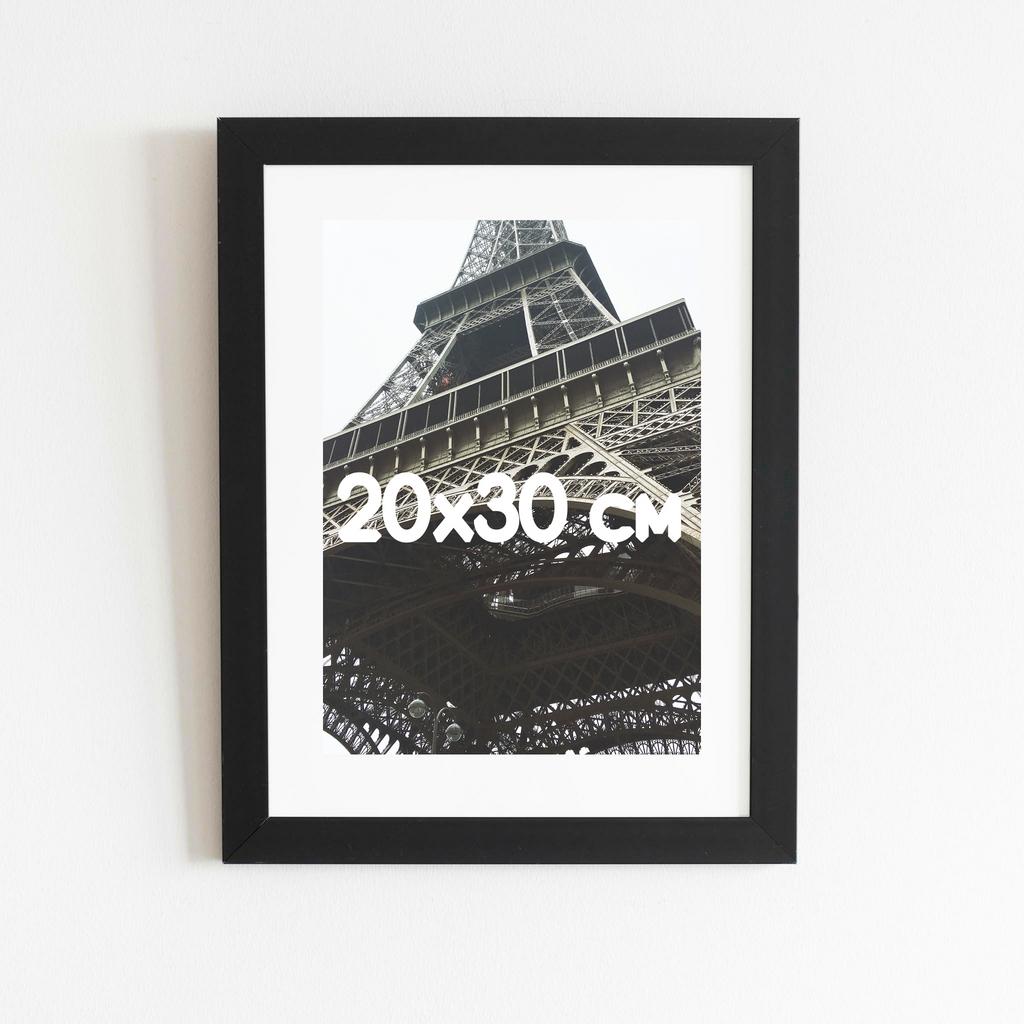 Рама чорна з паспарту 20x30 см