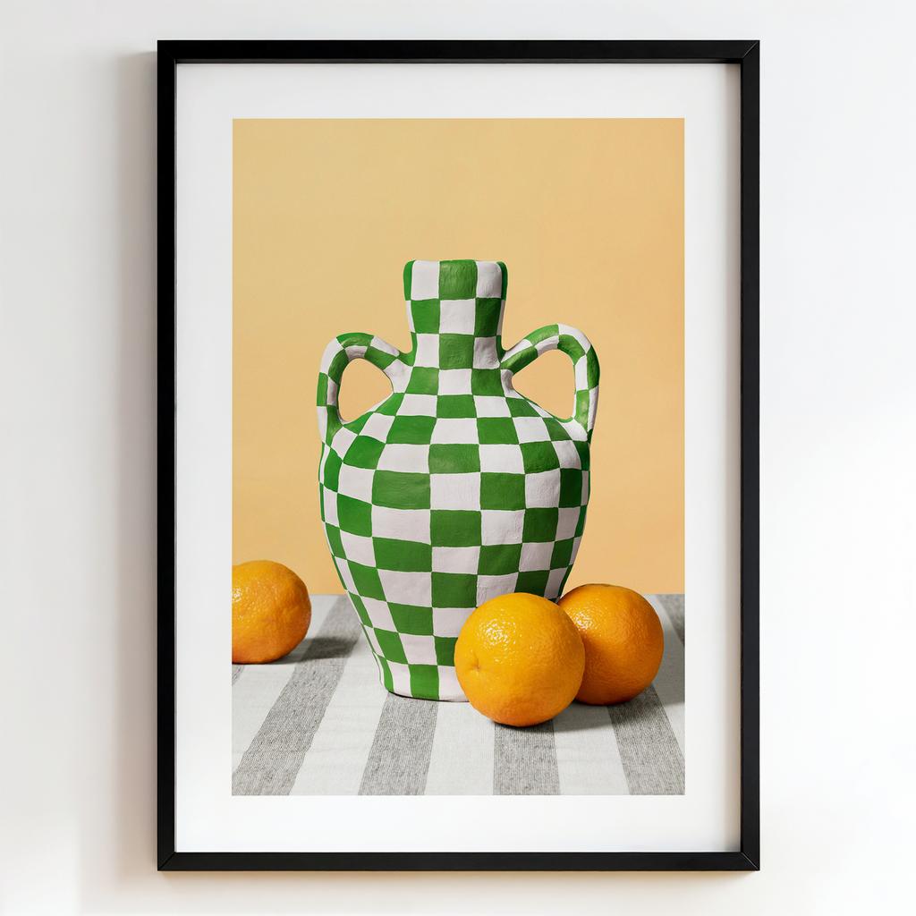 "Checkerboard Amphora with Oranges" постер із картатою вазою PS7087