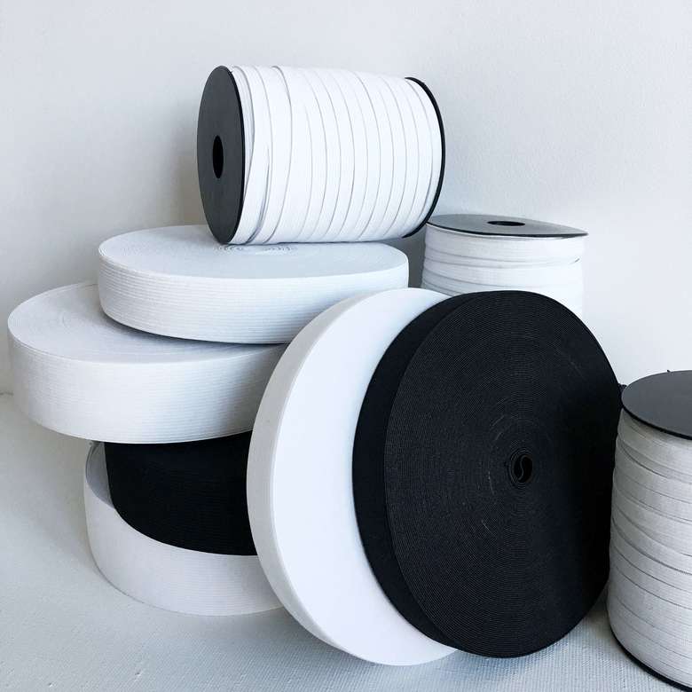 71.06.1.- Гумка, 1 см - біла (1 м/50 м)