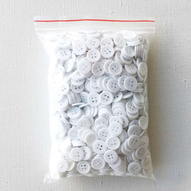 86.02.01.- Гудзики швейні, 15 мм - Білий - (10/100 шт.)