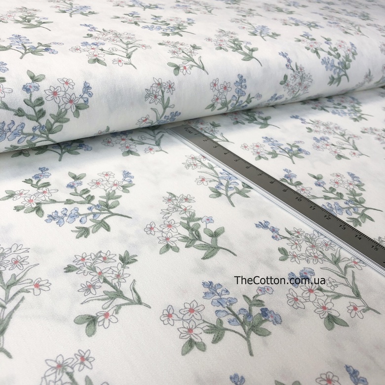14.247. Бавовна Сатін - Ніжне цвітіння, блакитні та білі квіточки