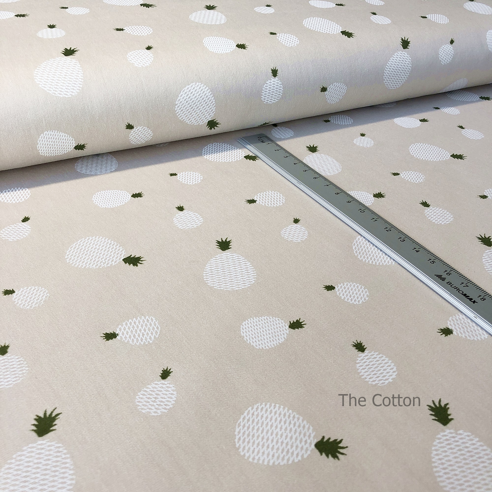 14.270.1. Бавовна Сатін - Ананаси на бежевому