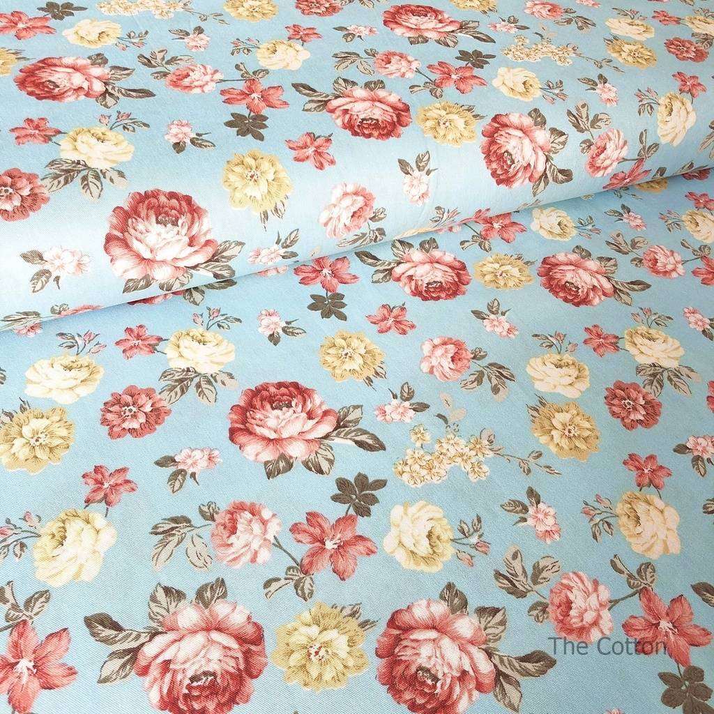 Хлопок для шитья и рукоделия - Цветы в винтажном стиле на голубом