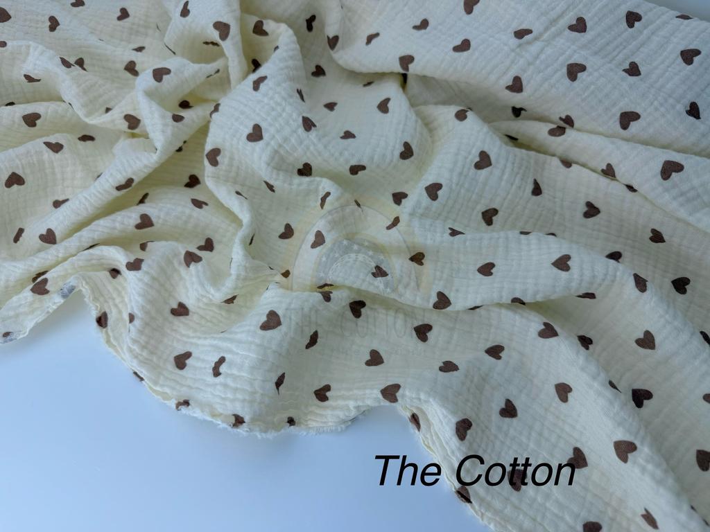 Муслін двошаровий - Серця середні коричневі  на айворі