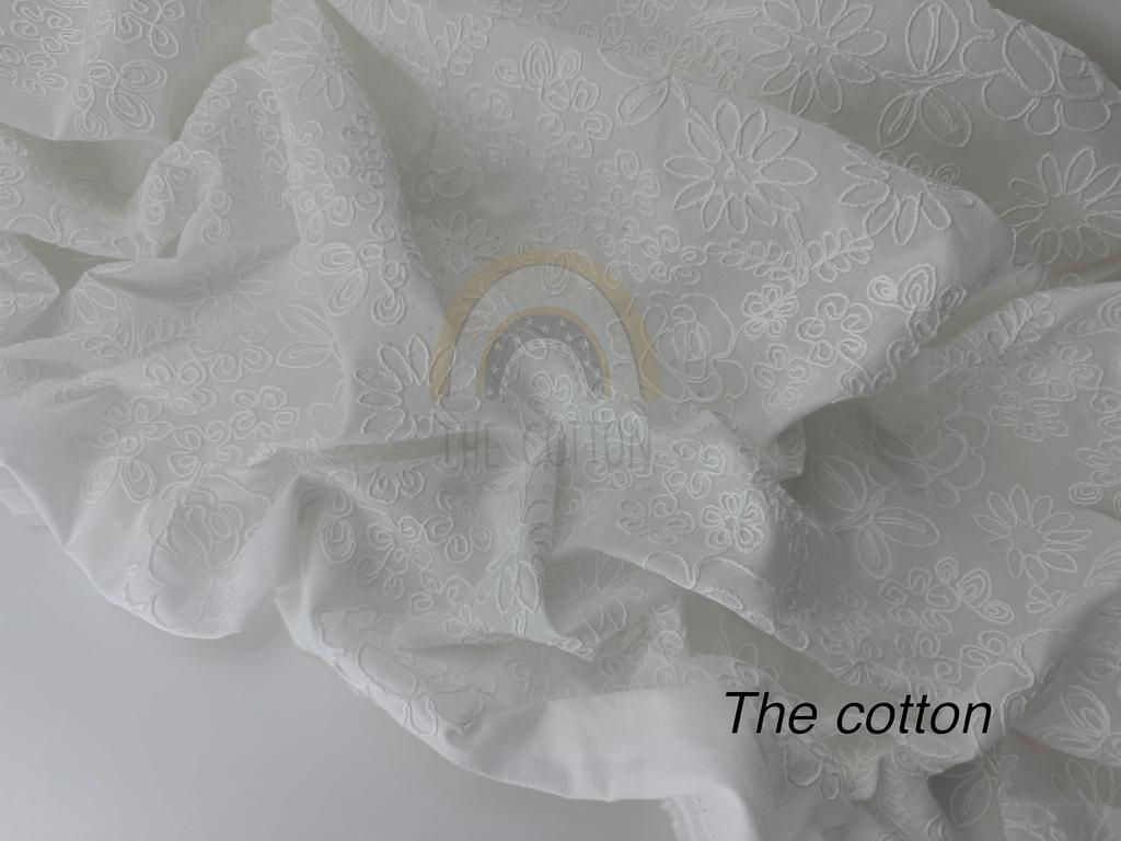 Батист вишивка - Вишивка квіти троянди, ромашки на молочному C039