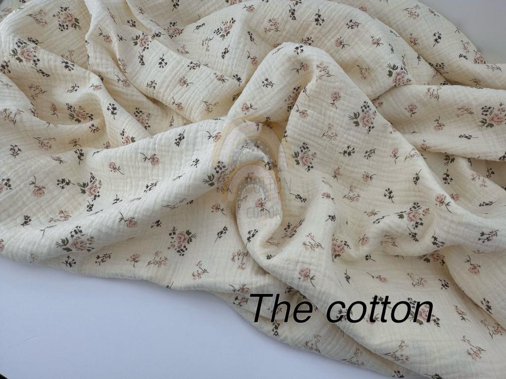 Муслін двошаровий - Квіти трояндочки бежево-пудрові з гілочками на айворі