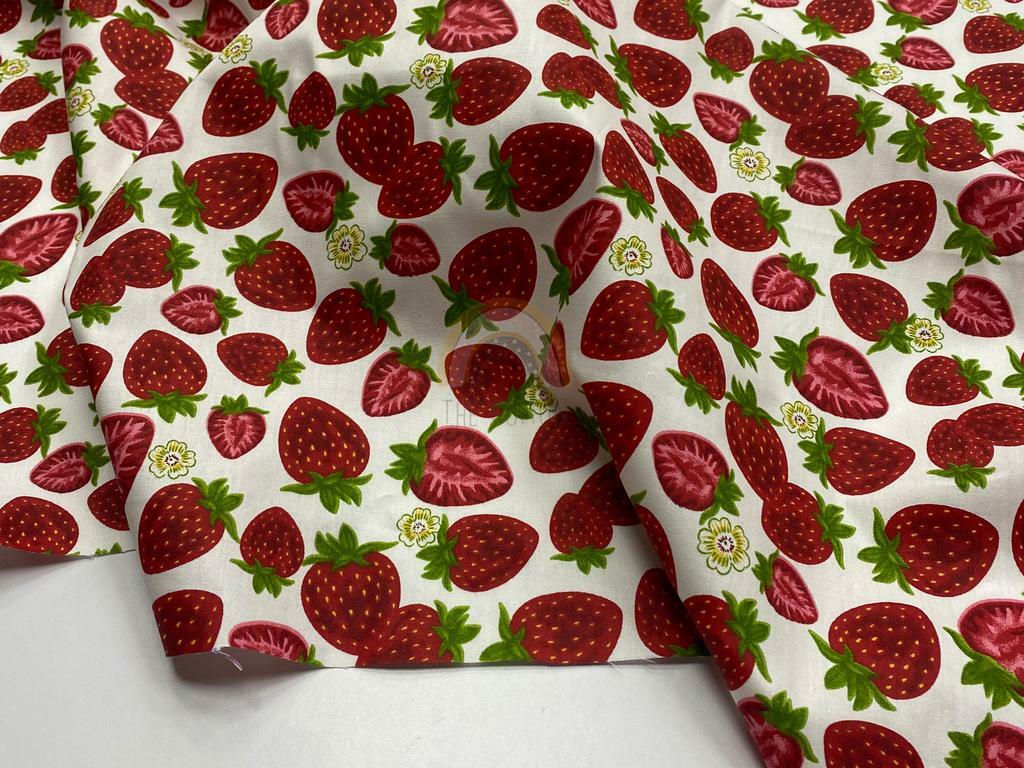 Бавовна Сатин - Полуничка велика на білому SP 1066