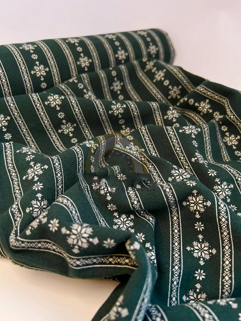 Фланель - Тепла бавовна - Вишиванка на зеленому темному