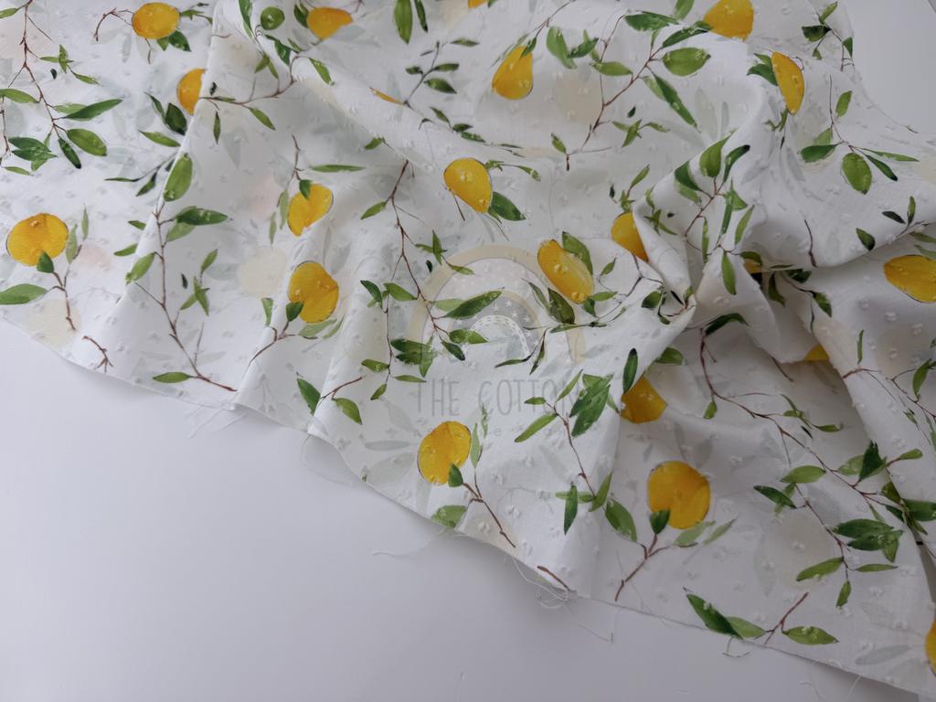 Батист в  мушку - принт рослинний лимончики з гілочками на молочному BJ 0003