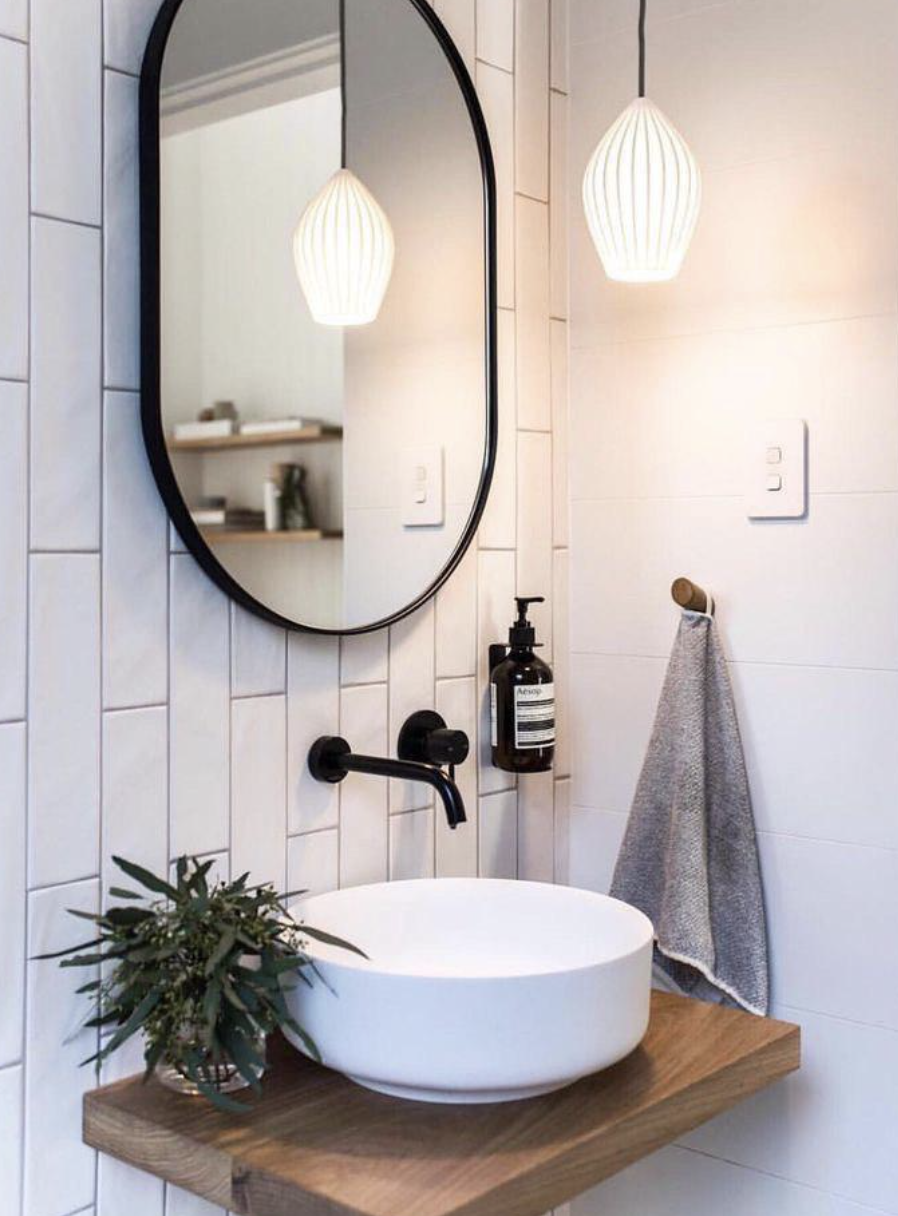 Зеркало в ванную. Овальное зеркало в ванную. Круглое зеркало в ванную. Круглое зеркало в ванную в интерьере.