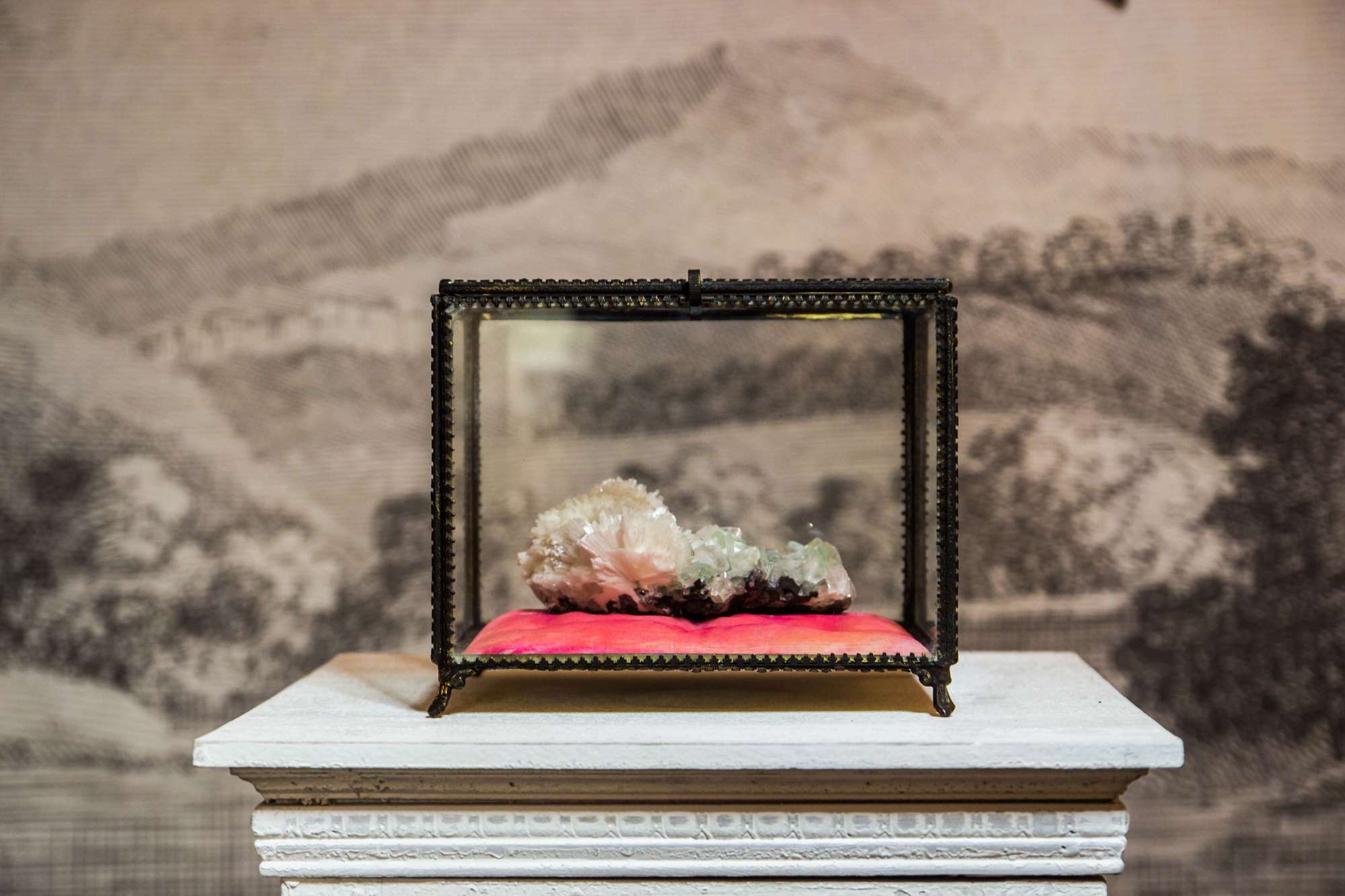 APOPHYLLITE SCOLECITE