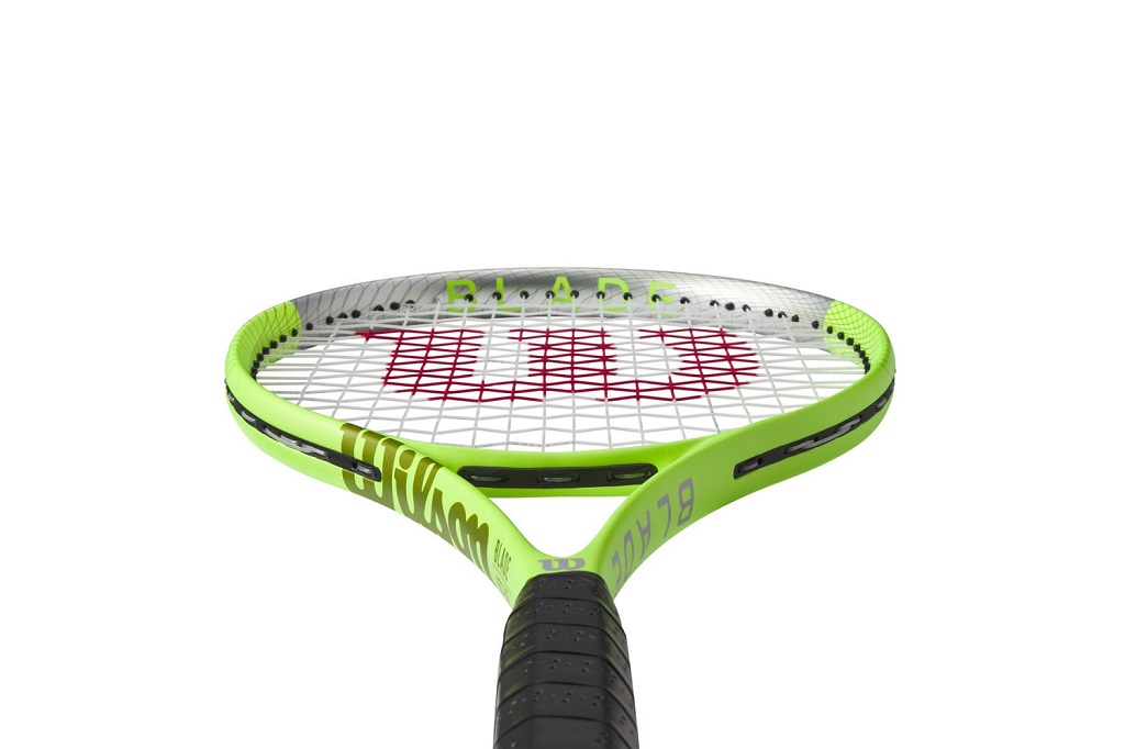 Теннисная ракетка Wilson Blade Feel RXT 105 (105", 298 гр, бал. 33 см)