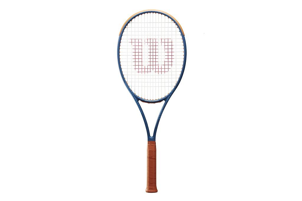 Теннисная ракетка Wilson Blade 98 16х19 v9.0 Roland Garros (98", 305 гр, бал. 32 см)