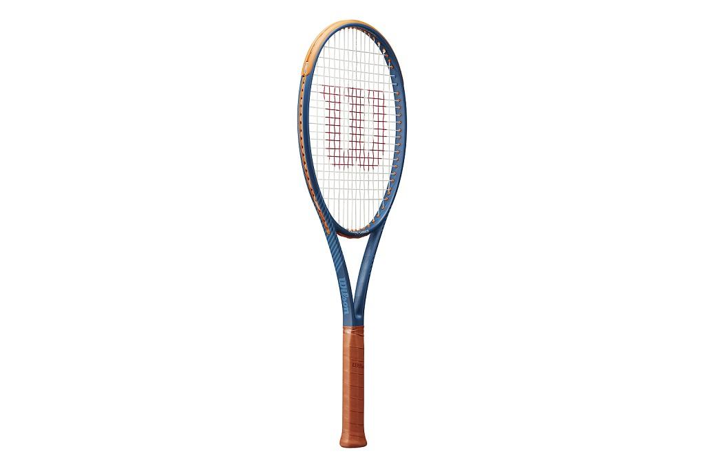 Теннисная ракетка Wilson Blade 98 16х19 v9.0 Roland Garros (98", 305 гр, бал. 32 см)