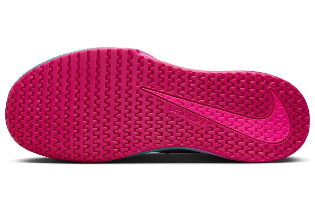Теннисные кроссовки женские Nike Vapor Lite 2 HC PRM