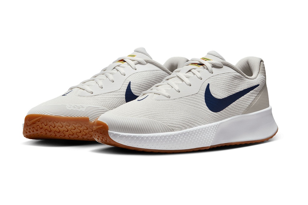 Теннисные кроссовки женские Nike Vapor Lite 3 HC